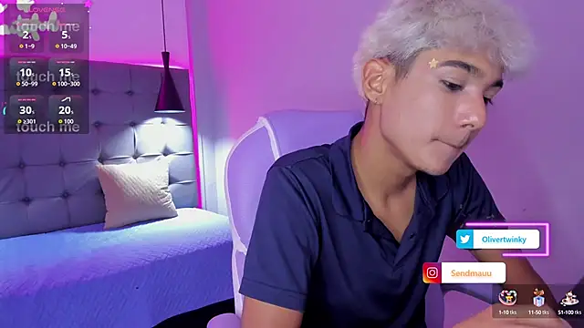 OliverTwinky online show from September 15, 7:10 am