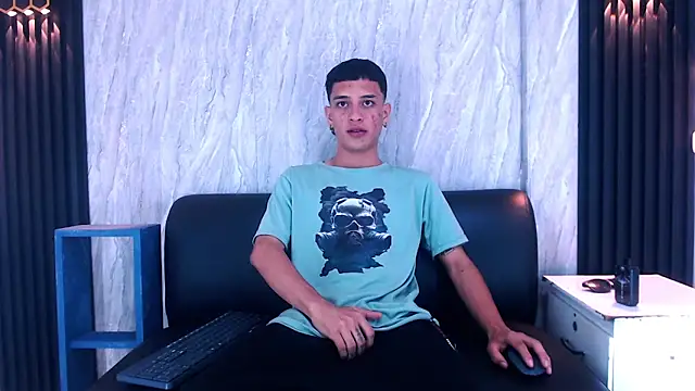 Matt Ruso online show from October 21, 3:42 am