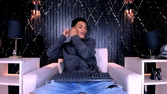 Matt Ruso online show from December 5, 2:51 am