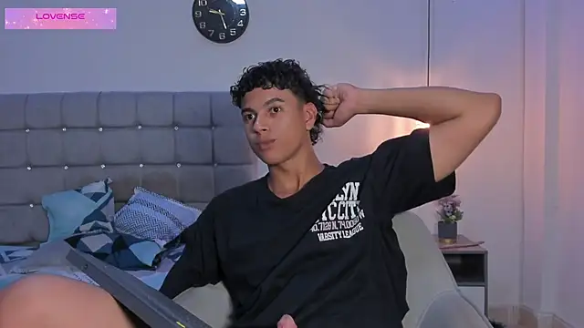 Santy Stump online show from September 26, 10:29 pm