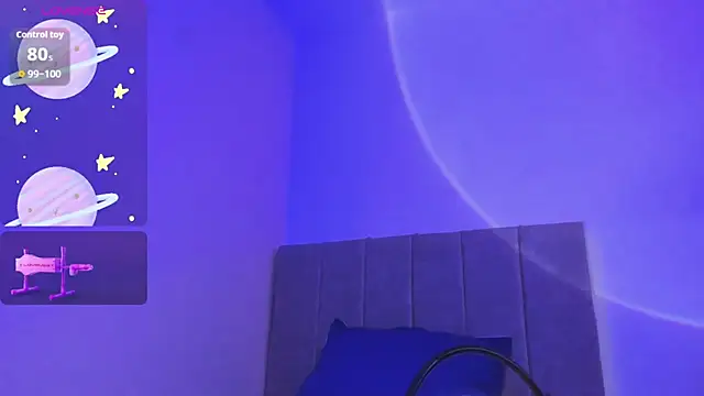 liiamluna  online show from September 25, 10:03 am