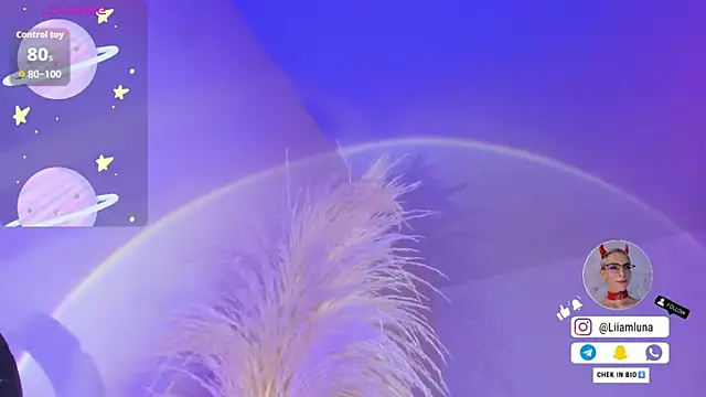 liiamluna  online show from September 17, 9:21 am