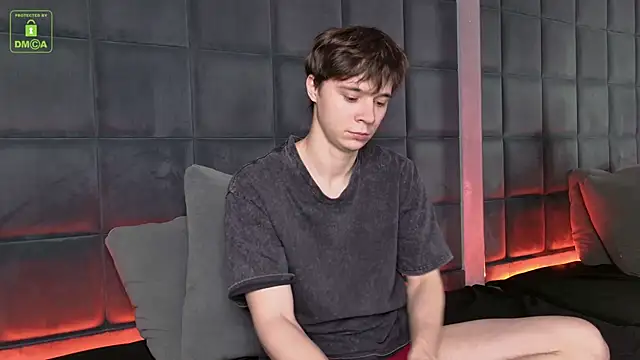 AnthonyHall online show from November 7, 4:27 am