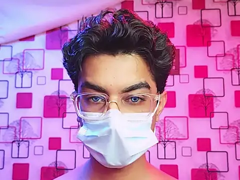 ChiseledCharm online show from October 31, 6:11 pm