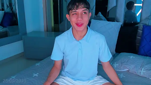 Snapshot of Sebax_Young chatting on September 25, 7:46 pm Sebax Young online show from September 25, 7:46 pm