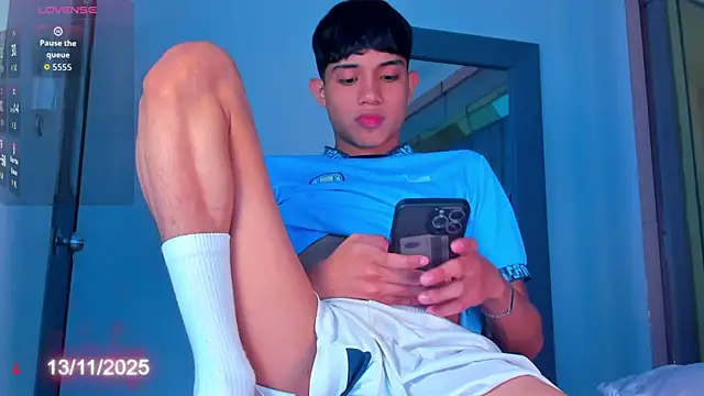 Sebax Young online show from November 13, 8:46 pm