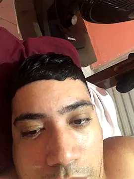Snapshot of Paulo199117 chatting on October 15, 7:21 pm Paulo199117 online show from October 15, 7:21 pm