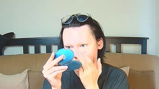 Derek Carter online show from March 8, 1:04 pm