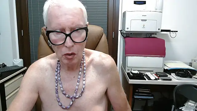Snapshot of ROBY_SWEETHOT chatting on September 14, 10:23 pm ROBY SWEETHOT online show from September 14, 10:23 pm