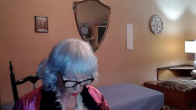 Snapshot of ROBY_SWEETHOT chatting on September 22, 10:31 pm ROBY SWEETHOT online show from September 22, 10:31 pm