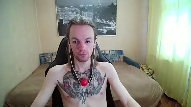 Snapshot of AdamDickens chatting on September 11, 9:30 am AdamDickens online show from September 11, 9:30 am