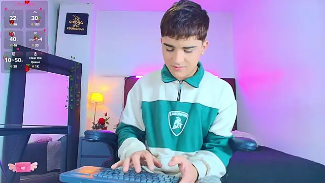 Lucass love online show from December 14, 1:40 pm