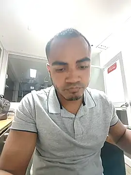 SanChacal5694 online show from November 5, 10:34 pm