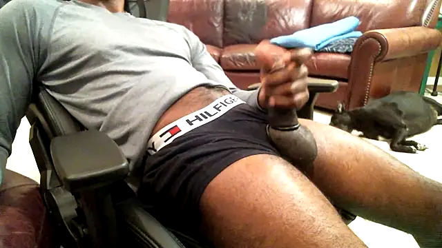 james421   online show from December 18, 7:48 am