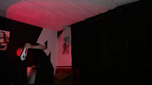 malek xarx  online show from October 31, 2:24 am