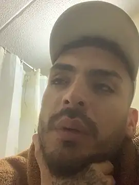 Snapshot of malek_xarx_ chatting on September 19, 3:07 am malek xarx online show from September 19, 3:07 am