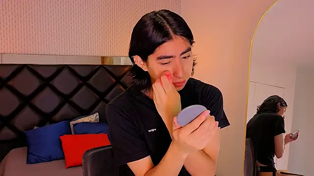 ryo light online show from October 11, 8:35 pm