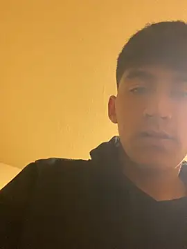 BadboyXXXMZ online show from April 18, 4:47 am