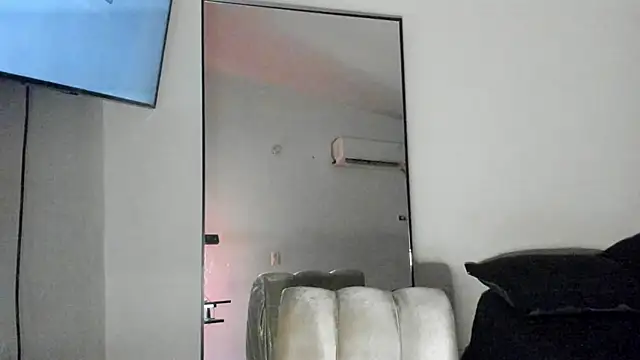 ThiagoLugo online show from September 24, 7:56 pm