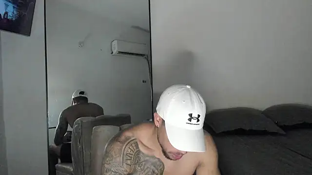 ThiagoLugo online show from September 28, 5:44 pm