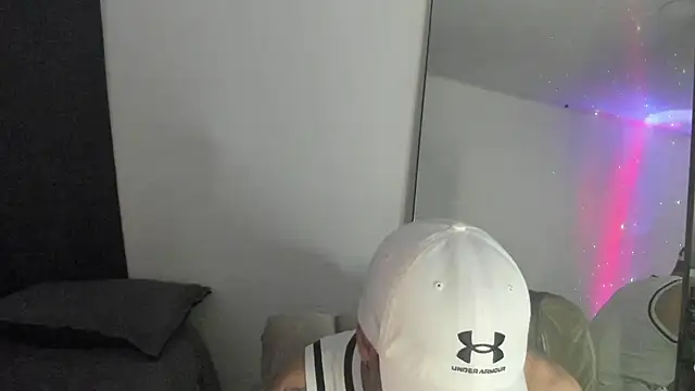 ThiagoLugo online show from March 23, 1:55 am