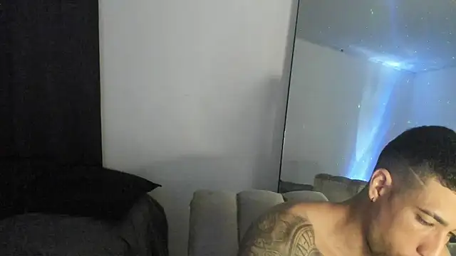 ThiagoLugo online show from February 10, 5:01 am