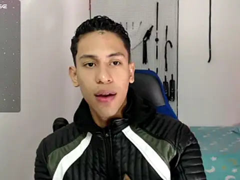 dylan apol0 online show from September 17, 6:58 am