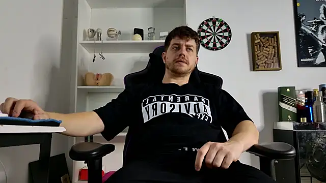 aaron nvk online show from February 3, 5:38 am