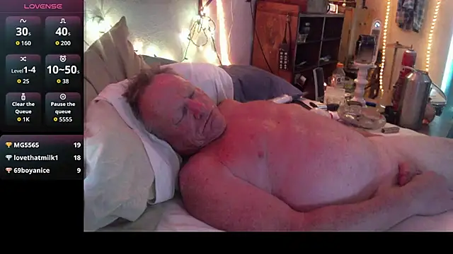 Pussyeat2please online show from February 19, 4:14 pm