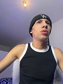 santiago cutex online show from February 6, 9:06 am