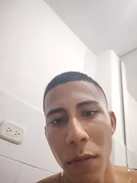 Snapshot of Davig4 chatting on September 11, 11:48 pm Davig4 online show from September 11, 11:48 pm