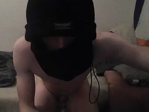 Snapshot of Wojtek150398 chatting on October 8, 7:07 pm Wojtek150398 online show from October 8, 7:07 pm