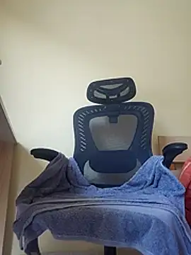 Nesch82 online show from March 12, 7:27 am