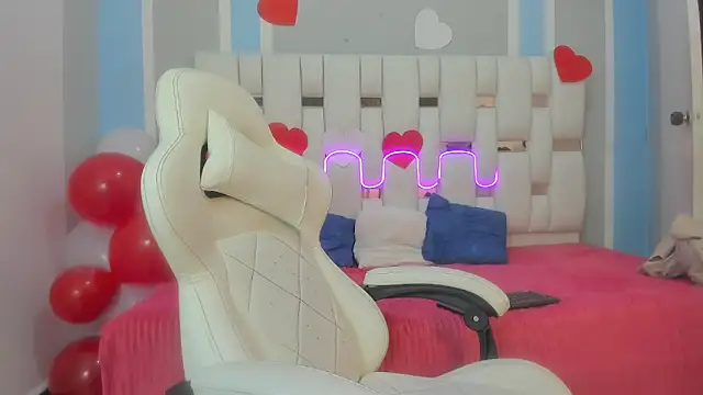 nextboywell1 online show from February 20, 7:26 pm