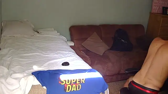 Snapshot of beastontop10 chatting on October 31, 6:11 pm beastontop10 online show from October 31, 6:11 pm