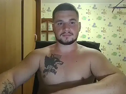 chiraq1945 online show from September 24, 9:02 pm