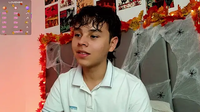 Snapshot of nico_leroy chatting on October 18, 7:41 pm nico leroy online show from October 18, 7:41 pm