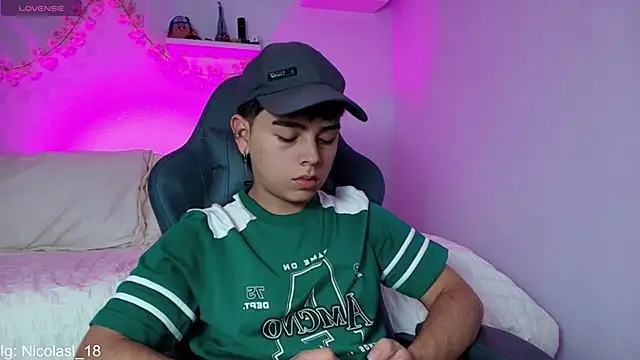 nico leroy online show from February 19, 8:16 pm