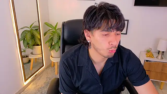 Elian savoy online show from September 24, 1:05 am