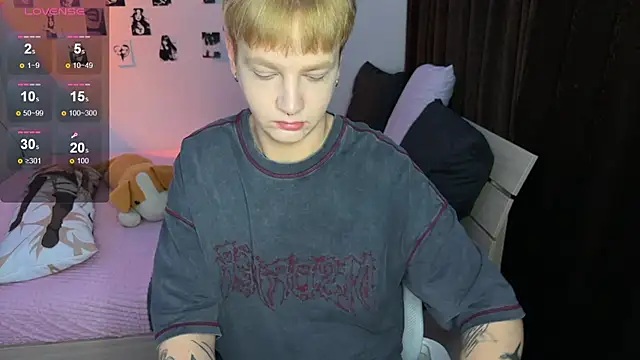 Snapshot of olivertasty chatting on October 17, 5:06 pm olivertasty online show from October 17, 5:06 pm