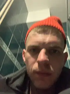 macho1347 online show from December 18, 6:53 am