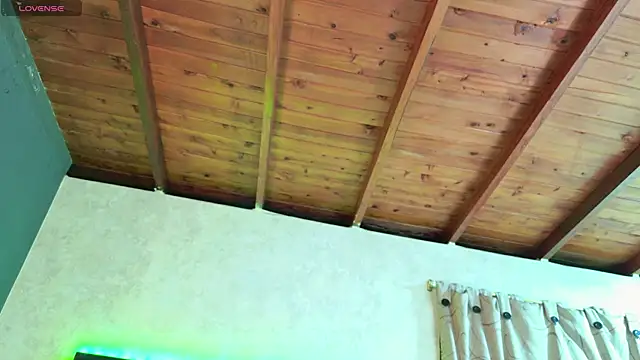 Taurito    online show from October 26, 6:04 am