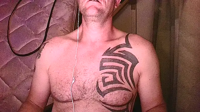 Yournaughty online show from June 6, 4:40 am