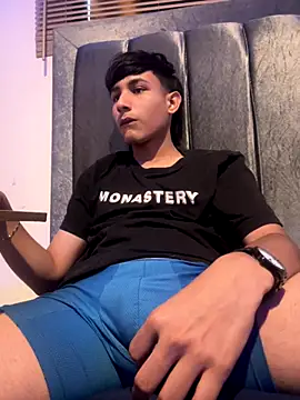 cody fox10 online show from November 21, 8:08 pm