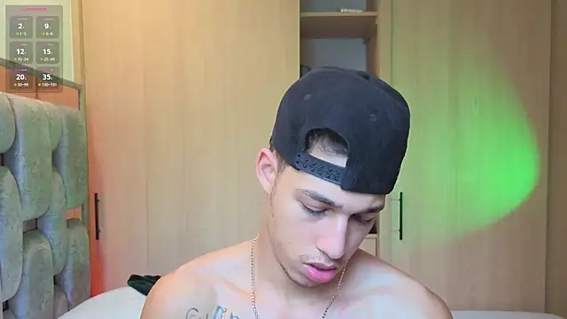 orionblaze69  online show from December 18, 9:00 pm