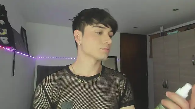 stevve 14 online show from October 25, 3:41 am