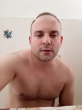 cazzoduroduro26 online show from May 14, 1:20 pm