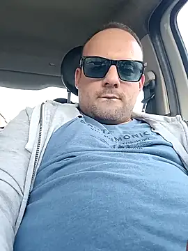 cazzoduroduro26 online show from October 8, 3:38 pm