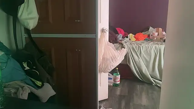 kSwisssxxx online show from January 13, 8:02 pm