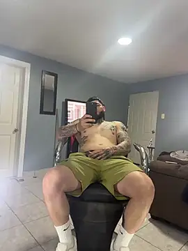 crazybarber69 online show from March 4, 2:57 pm